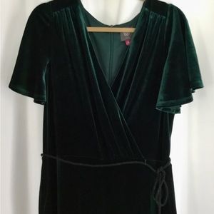 Vince Camuto Size 14 Beautiful Deep Green Velvet Jumpsuit